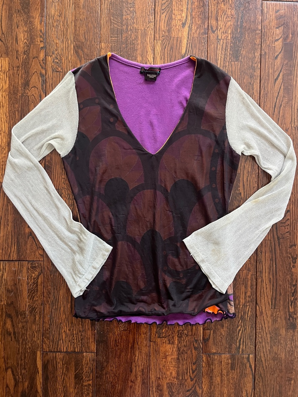 Vintage Custo Barcelona Women’s Purple V-Neck Printed Top